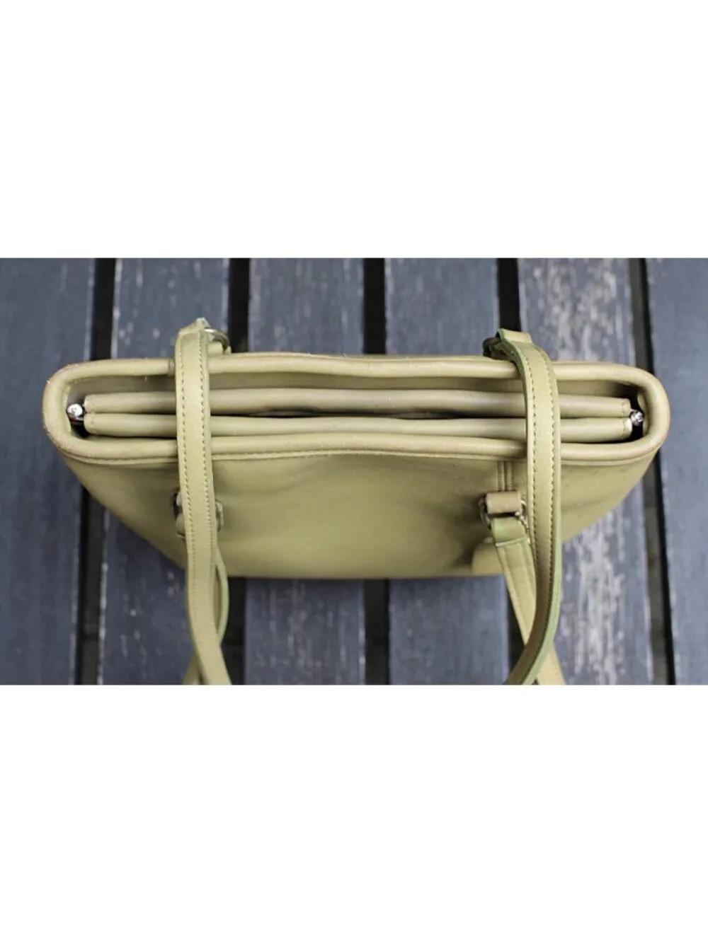 Coach Vintage - Medium Framed Pouch 9998 in Lime - USA 90s - Flaw (mold measles)